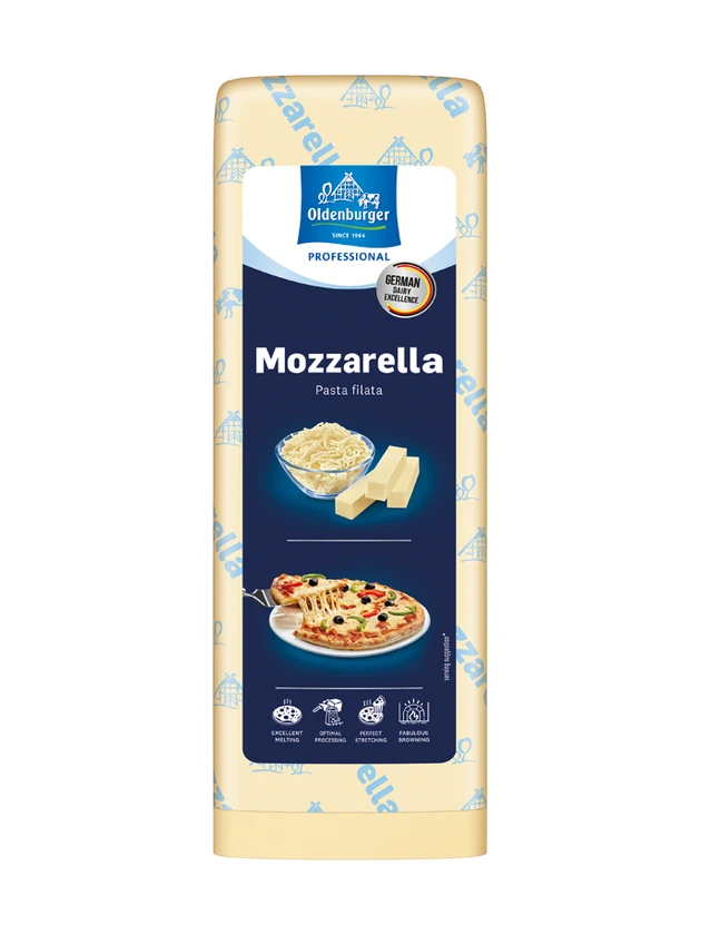 Oldenburger Professional pasta filata mozzarella in a 3 kg block